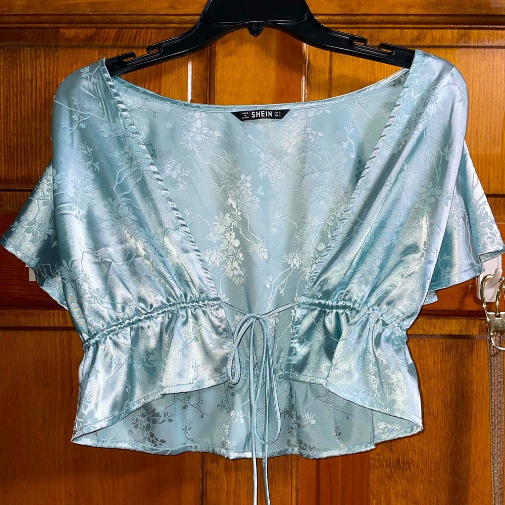 Blue tie front top